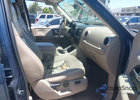 2004 Ford Expedition Eddie Bauer from USA, damaged, VIN 1FMFU18L34LA90831